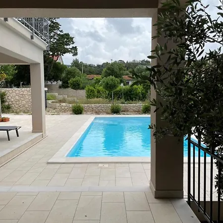 Villa New Rab Luxury Limeta *